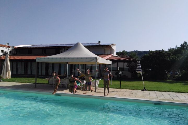 Hotel Pool