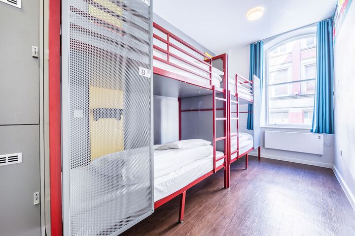 Room 11 of 45