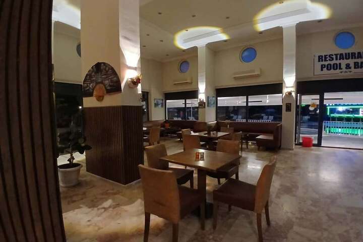 Guest Lobby