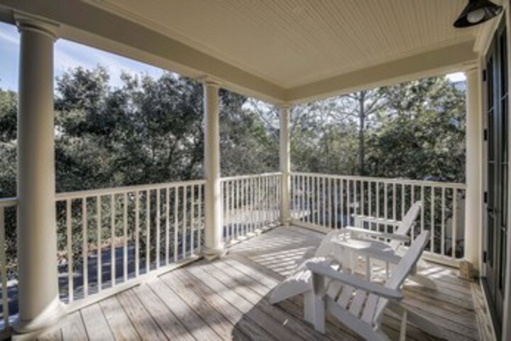 Terrace/Patio 17 of 33