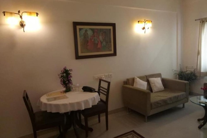 Room 15 of 49