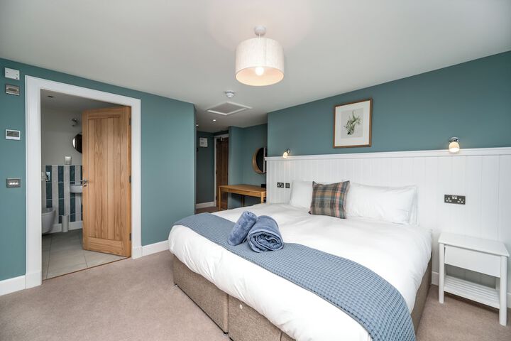 Room 3 of 13