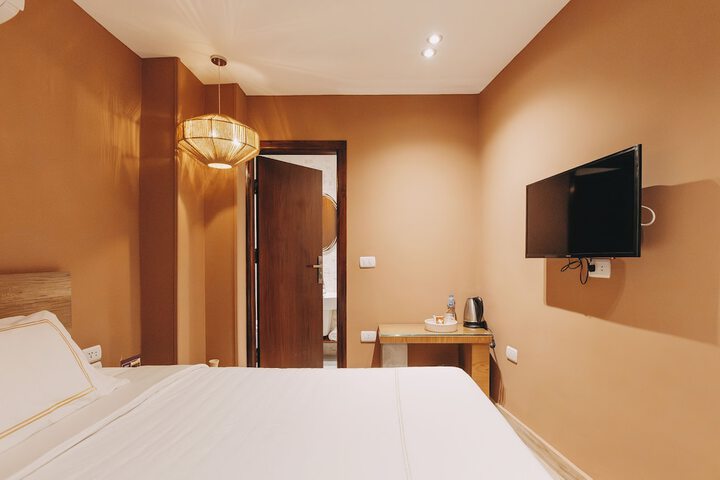 Room 77 of 130