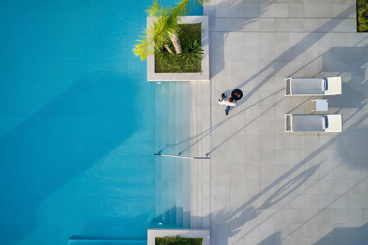 Pool 41 of 110