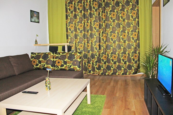 Room 11 of 21