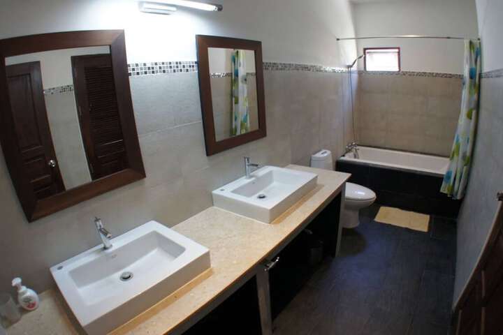 Room 12 of 15