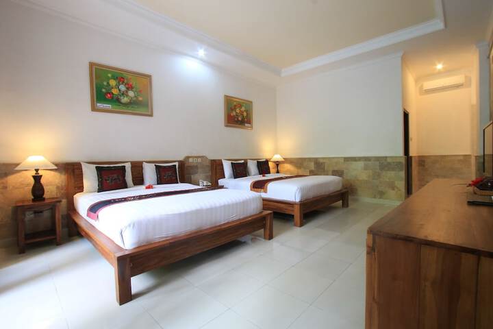 Room 9 of 213