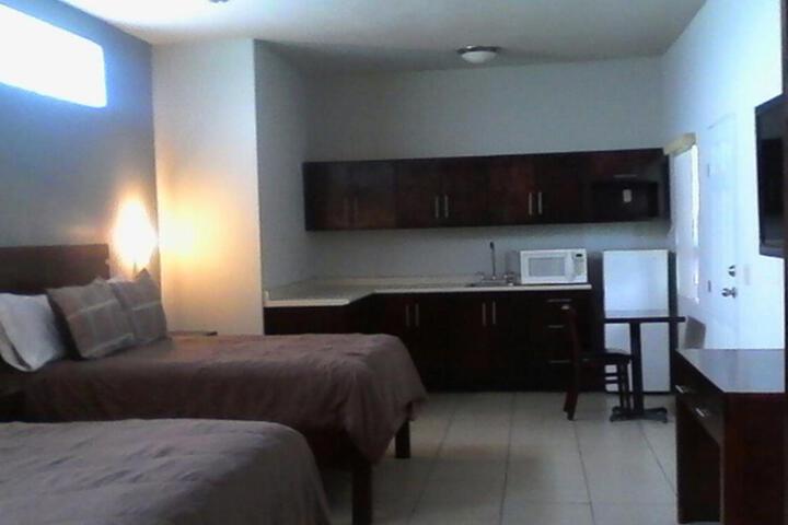 Room 32 of 33