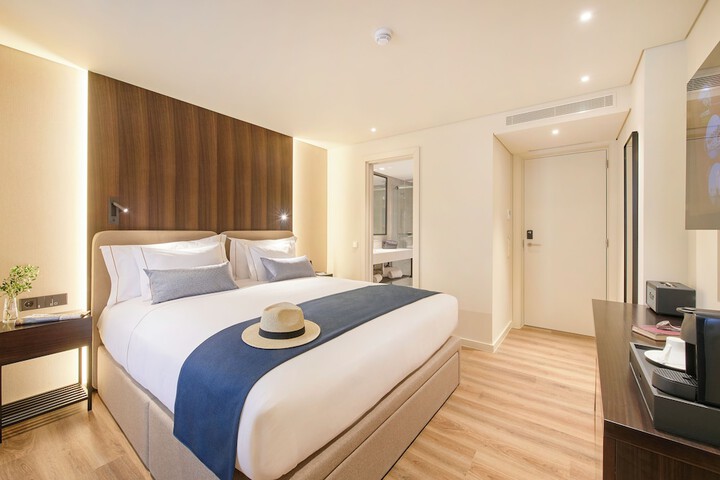 Room 21 of 70