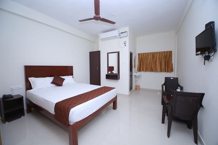 Room 11 of 29