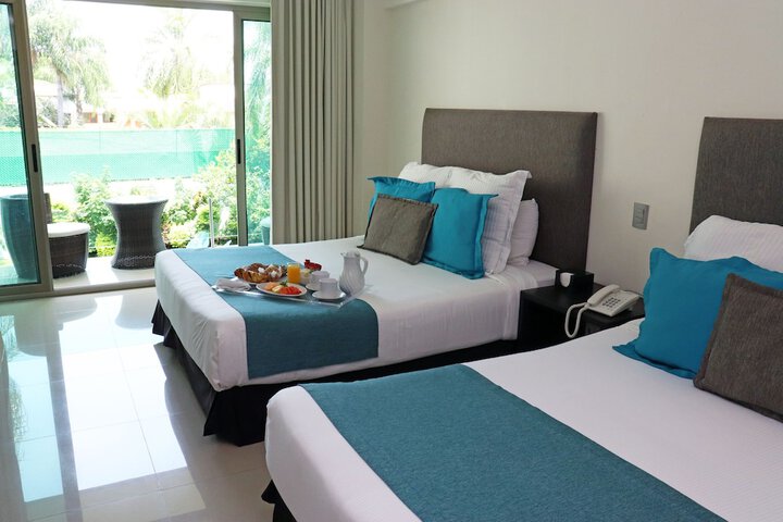 Room 15 of 64