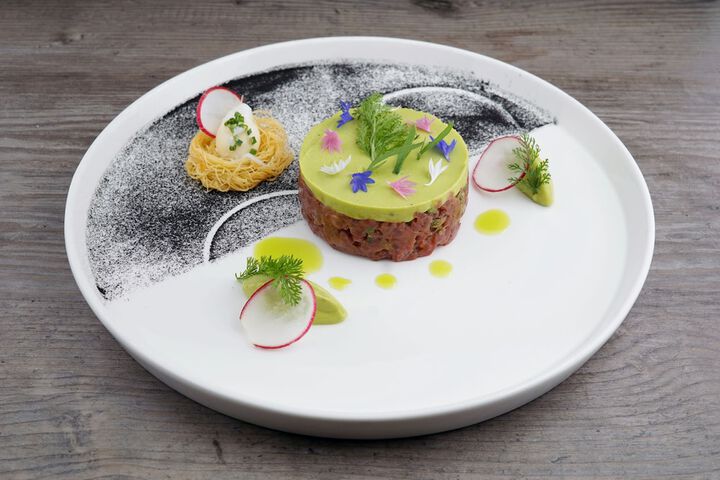 Dining 47 of 59