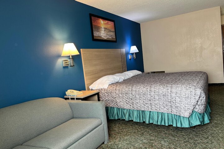 Room 10 of 43