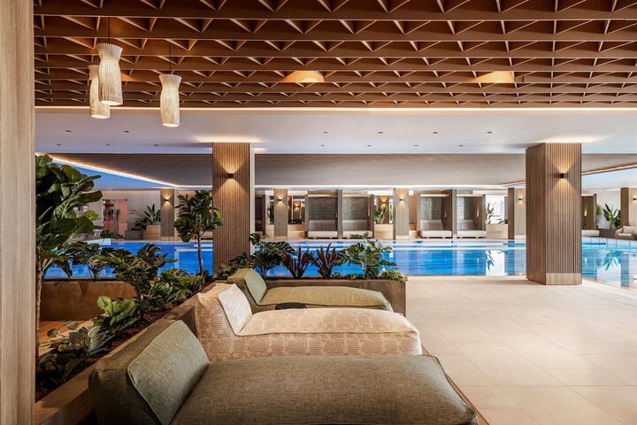Pool 42 of 118