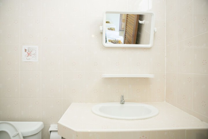 Room 31 of 42