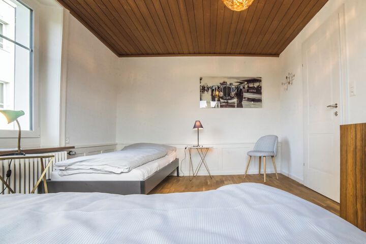 Room 15 of 40
