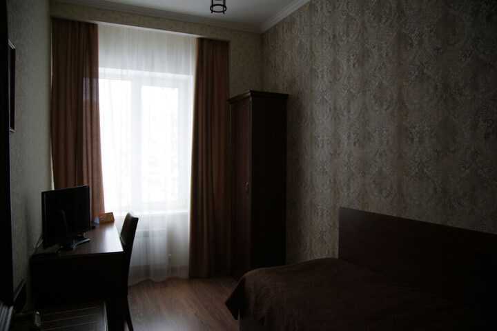 Room 14 of 118