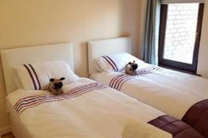 Room 3 of 13