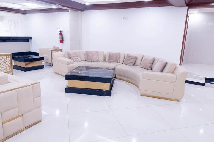 Guest Lobby