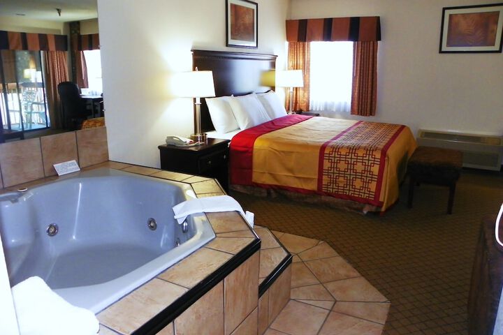 Standard | King Bed (6 of 12)