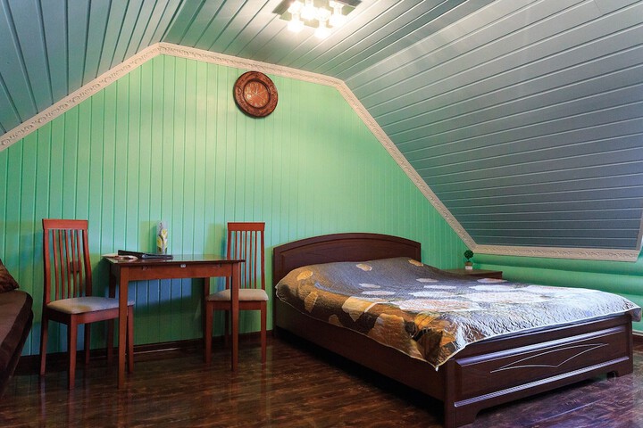 Room 19 of 42