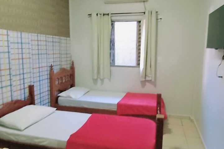 Room 14 of 41