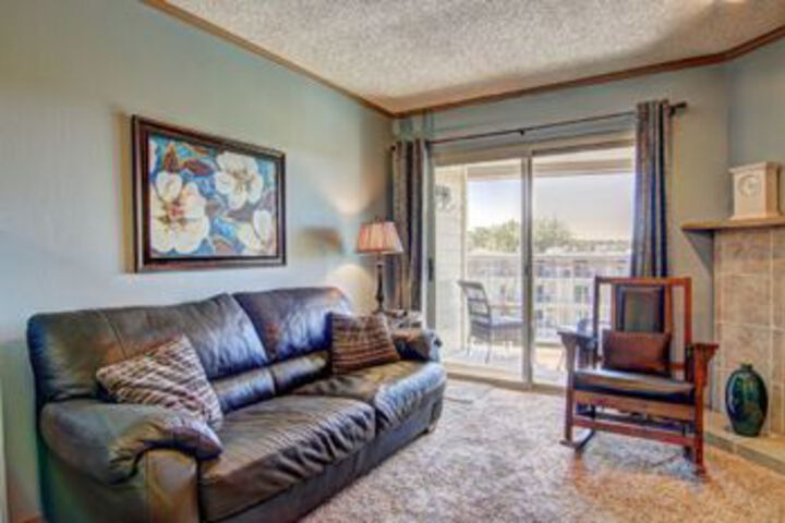 Photo of Riverpalooza RRC A305 by RedAwning