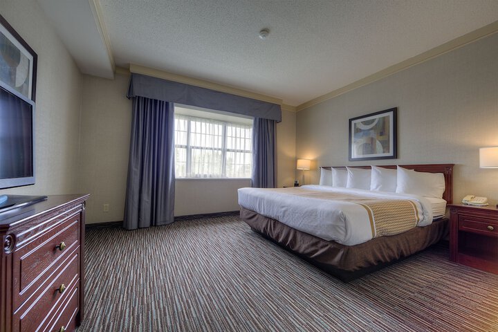 Room 7 of 118