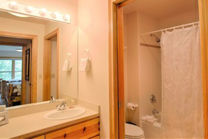 Room 25 of 117