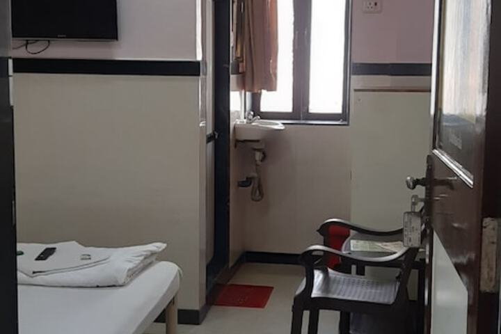 Room 4 of 45