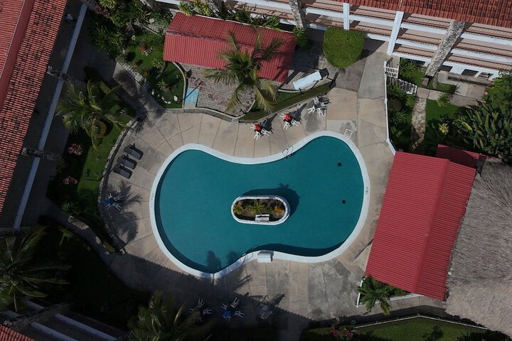 Pool Hotel