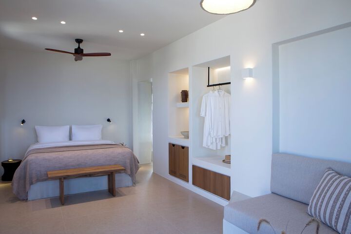 Room 8 of 189