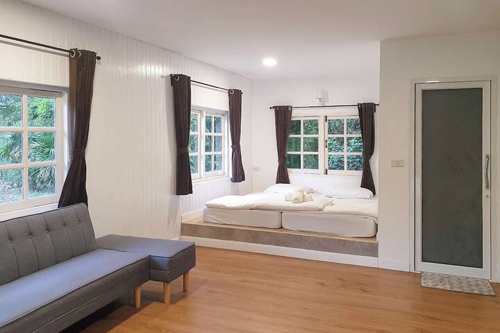 Room 14 of 74