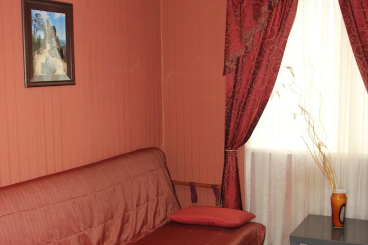 Room 14 of 36