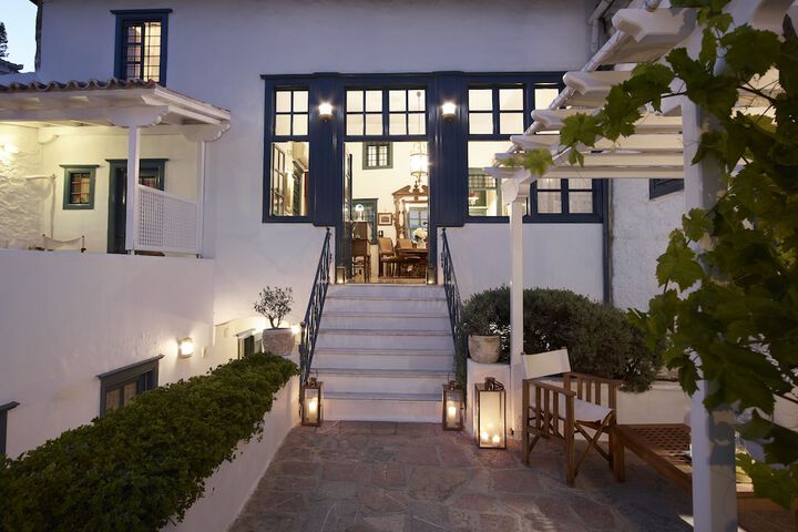 Hotel 63 of 75