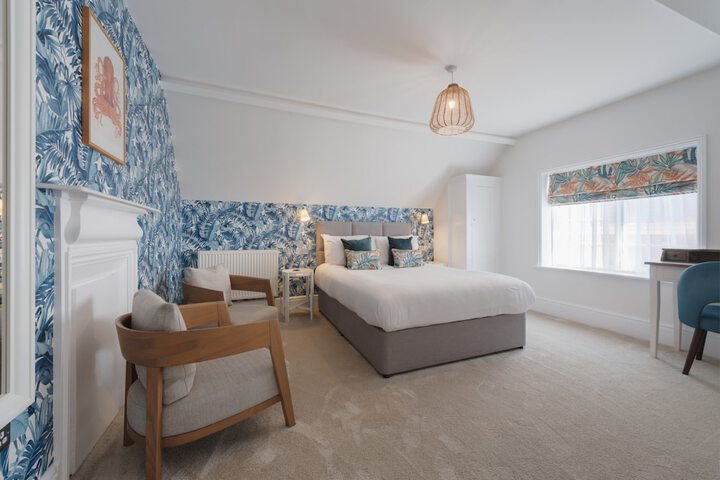 Room 10 of 97