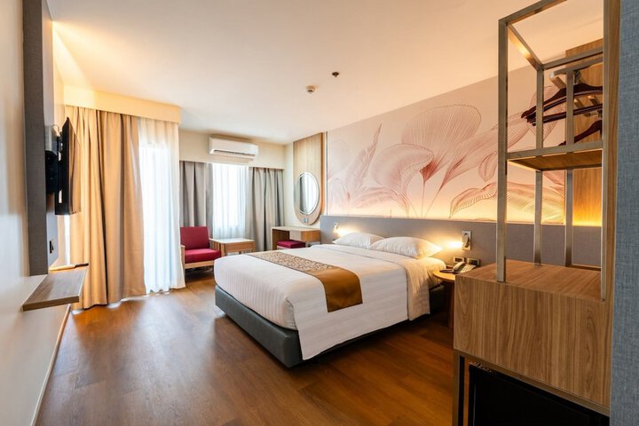 Room 41 of 104