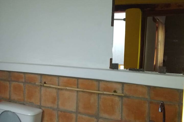 Room 9 of 19