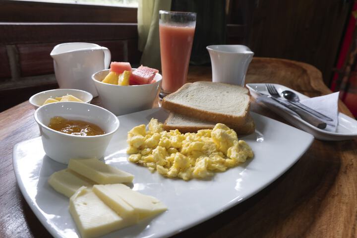 Breakfast/Coffee Service 100 of 160