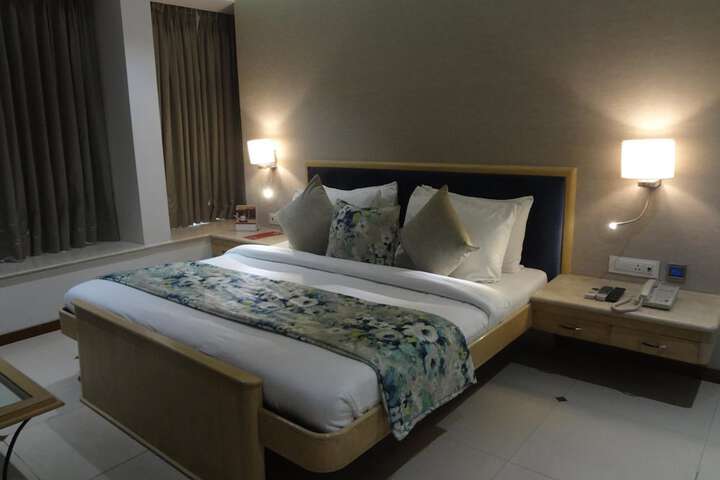 Room 17 of 44