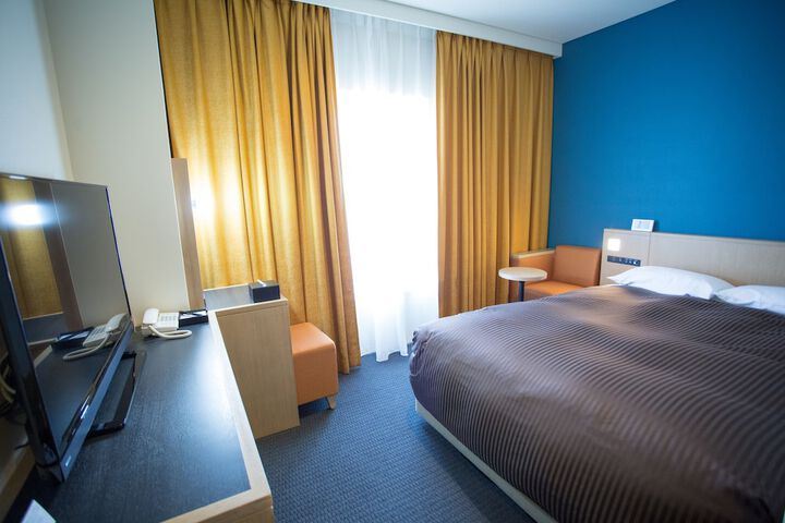Room 14 of 229