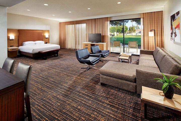 Standard | King Bed (6 of 21)