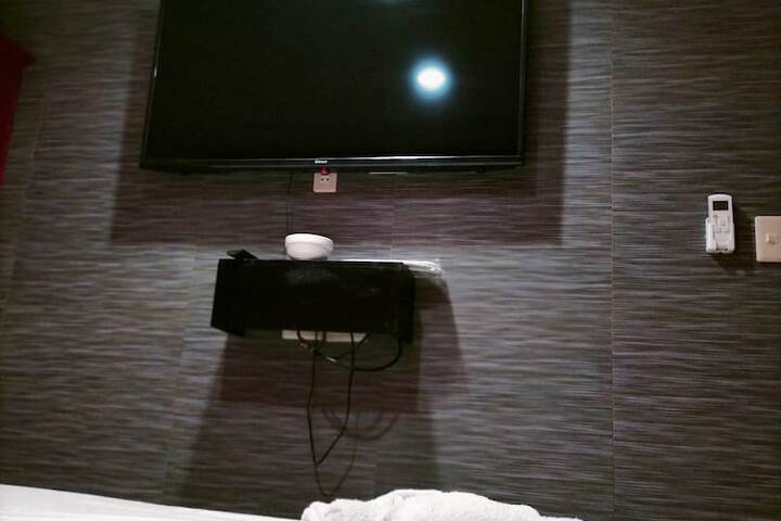 Room 22 of 48