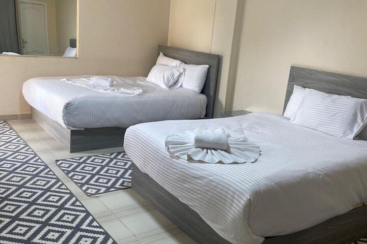 Room 5 of 38