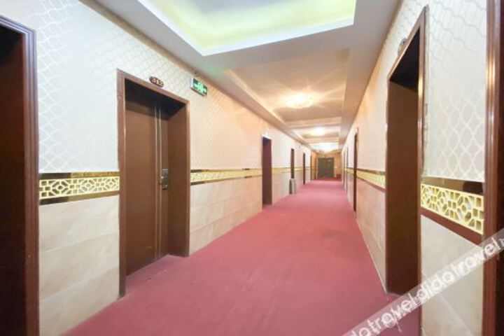 Hotel Interior 10 of 24
