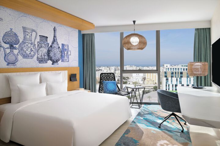 Room 33 of 115