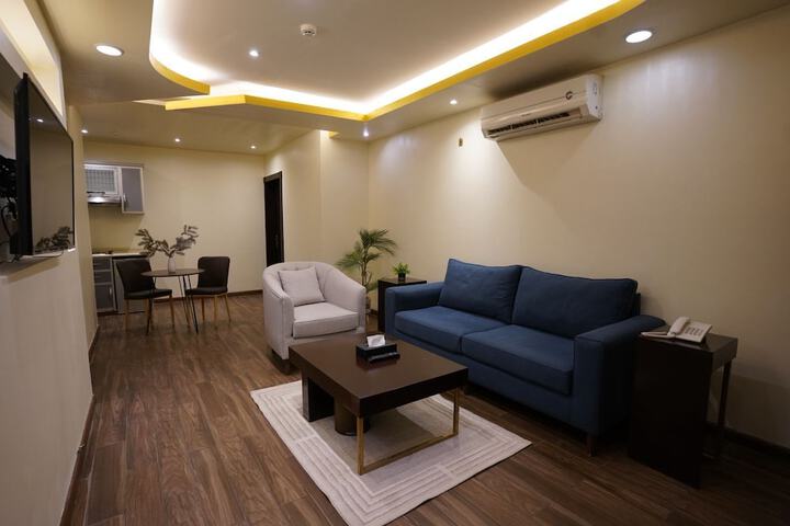 Room 3 of 6