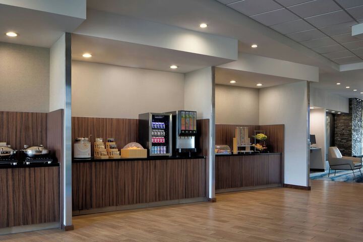 Breakfast/Coffee Service 37 of 42