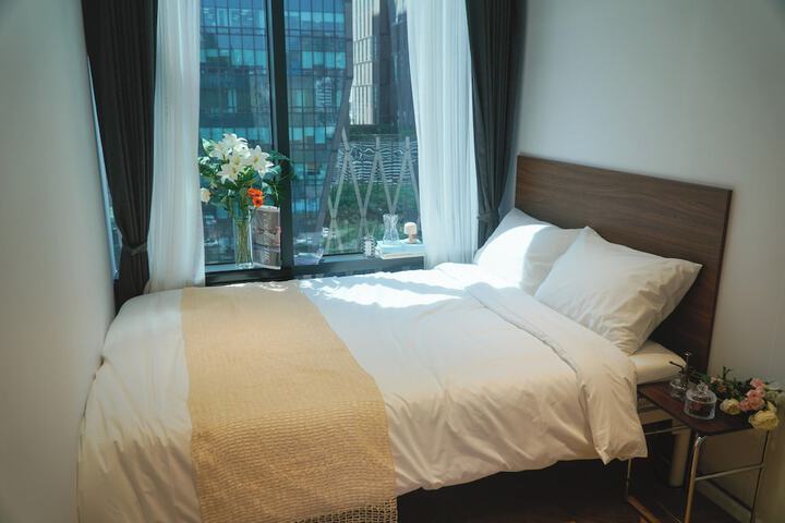 Room 10 of 130