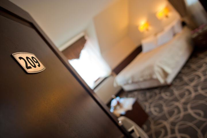 Room 20 of 50